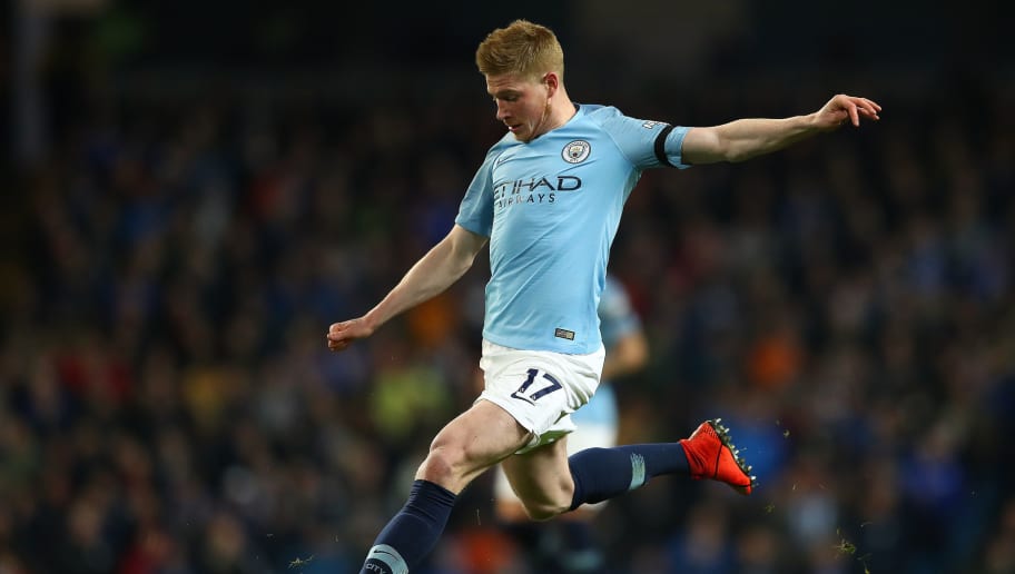 加泰电台：拉波尔塔想请前球员回诺坎普拍照，梅西不太可能去（加泰电台：拉波尔塔拟邀昔日球员回诺坎普合影，梅西出席可能性不大）