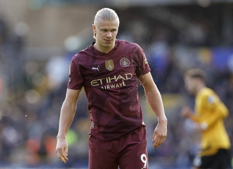 巴西国际新任主帅说球队穿粉色球衣看着像同性恋，事后道歉（巴西国际新帅称粉色球衣“像同性恋”惹议后致歉）