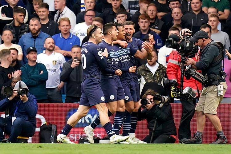 马德兴：全运会男足赛制应该扩军，年龄段也应降低（马德兴建议全运会男足扩大参赛规模并下调年龄限制）