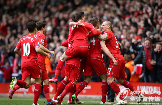 波兰媒体：巴萨、曼城和切尔西考察波兰17岁小将皮图谢夫斯基（波媒称巴萨、曼城、切尔西考察17岁波兰新星皮图谢夫斯基）