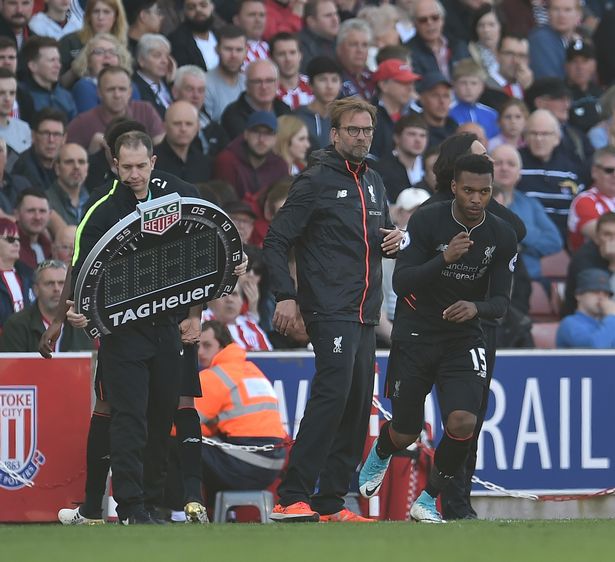 永远的红军20号，利物浦新赛季主场首战场刊封面致敬若塔